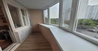 Застеклить лоджию Киров цена от 9823 руб. м/п. за 50 часов
